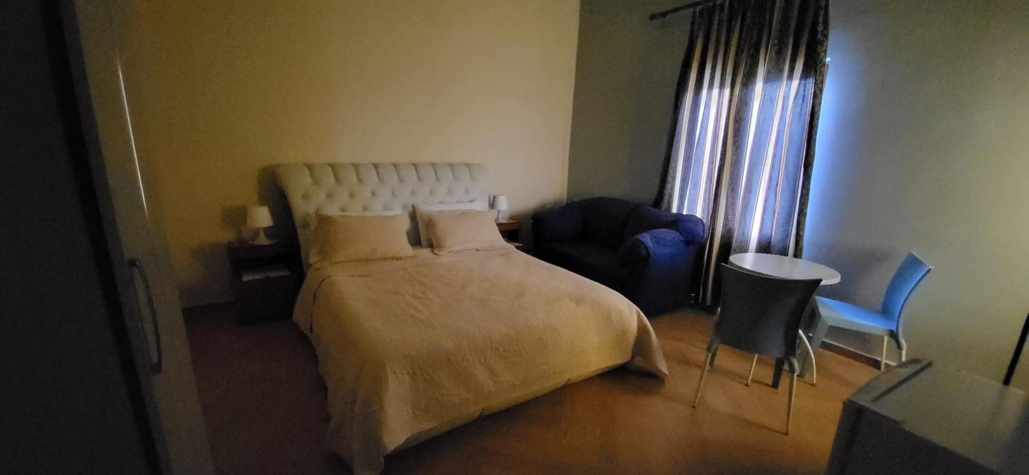 Jon Rooms Himare Bagian luar foto